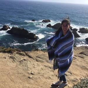 Meet your Posher, Ana